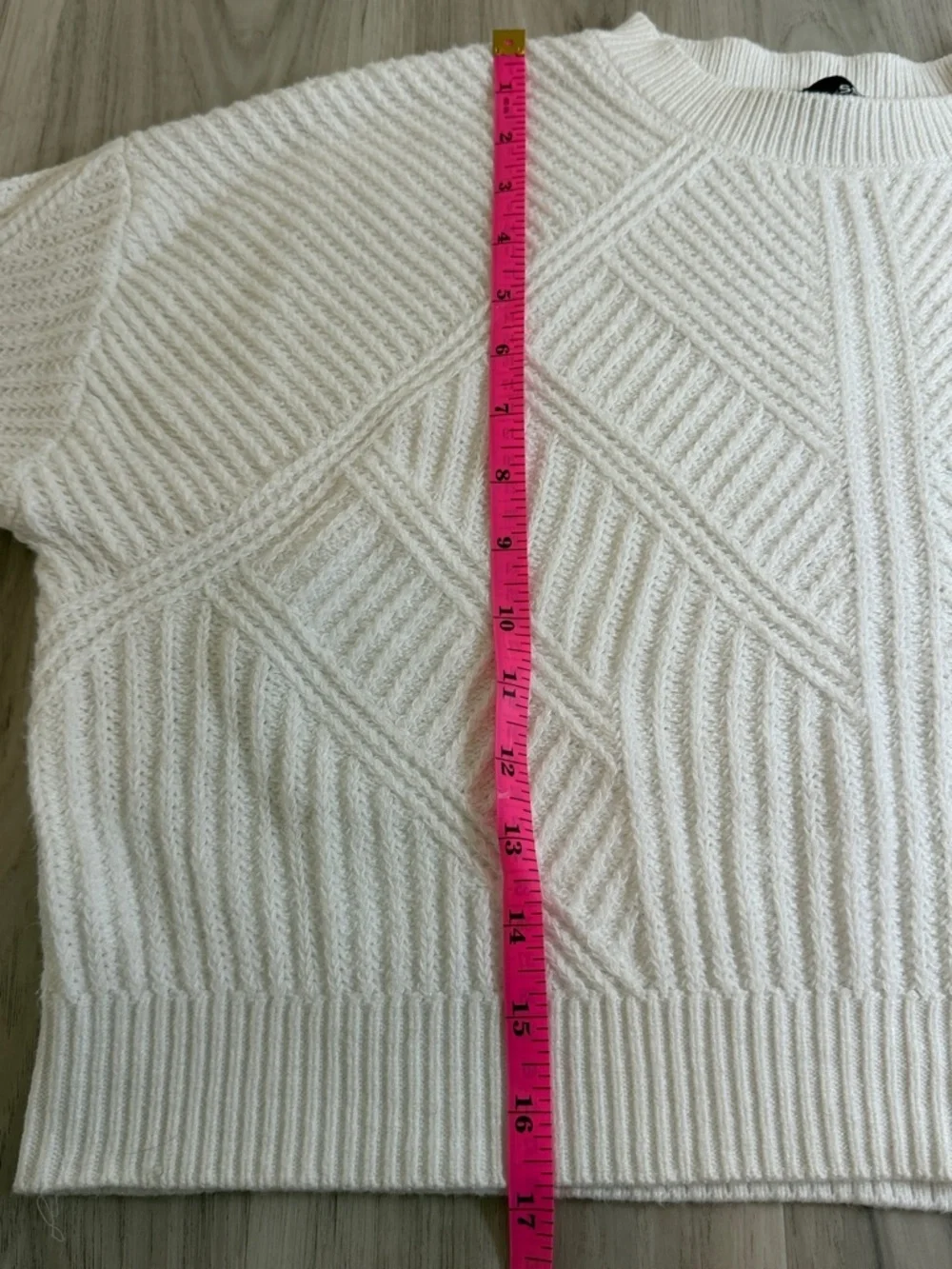 Express Classic White Textured Knit Sweater - Women's Crewneck size XS